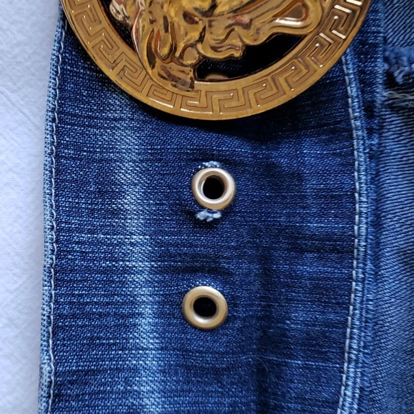 Vintage “VERSACE” jeans couture with gold Medusa buckle. - Picture 11 of 11